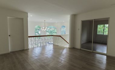 Beautiful House Stonecrest Subdivision