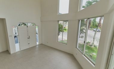 Beautiful House Stonecrest Subdivision