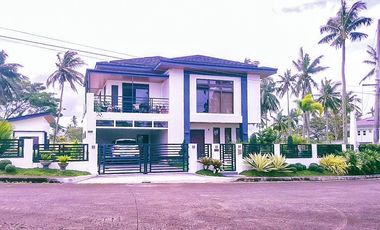 4BR House for Sale in Summit Point Golf & Residential Estates in Lipa - RH19425
