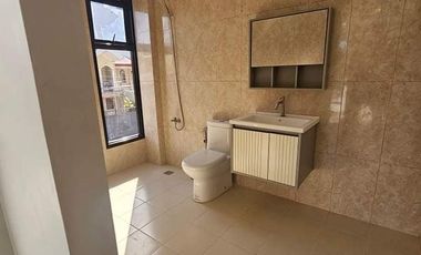 PROPERTY # 11221 RFO & FOR SALE: 2-Unit, 3-Storey Single Attached in Mabolo Cebu