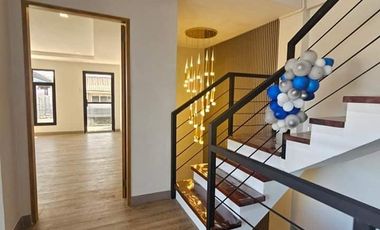 PROPERTY # 11221 RFO & FOR SALE: 2-Unit, 3-Storey Single Attached in Mabolo Cebu