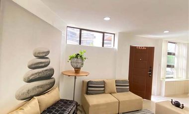 PN56716 House For Rent in Kapitolyo Pasig!