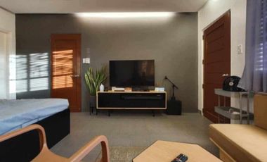 180 sqm House and Lot in a 125sqm Lot