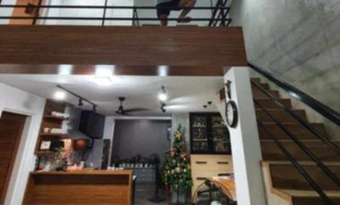 180 sqm House and Lot in a 125sqm Lot