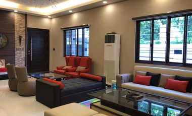 For Sale: 5 Bedrooms House and lot at San Miguel Village, Makati City