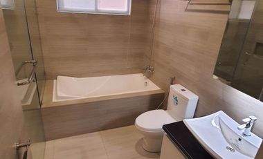 Pre owned House and Lot with Pool for Sale in Pulu Amsic, Angeles, Pampanga