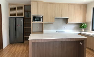 4 Bedrooms House for Lease in Ayala Alabang Village, Muntinlupa