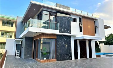 5-Bedroom House With Roof Deck and Swimming Pool In Vista Grande, Cebu