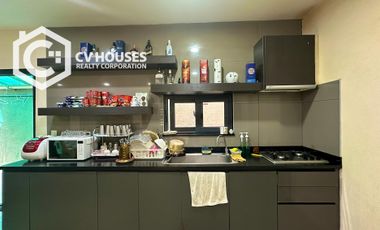 HOUSE VILLA FOR SALE LOCATED AT ANGELES CITY, NEAR KOREA TOWN AND CLARK