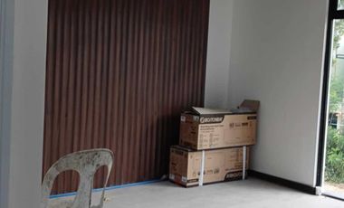 Modern design House and lot i n Tisa Cebu City