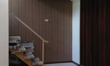 Modern design House and lot i n Tisa Cebu City
