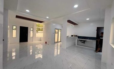 FOR SALE BRAND NEW CORNER TWO STOREY HOUSE IN ANGELES CITY NEAR