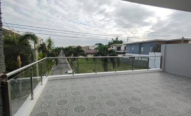 4 BEDROOM HOUSE FOR RENT IN PULU AMSIC SUBD. ANGELES CITY NEAR CLARK