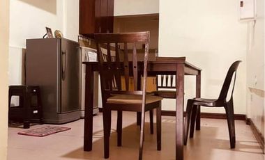 N51969 Townhouse for Rent in Makati!