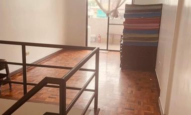 N51969 Townhouse for Rent in Makati!
