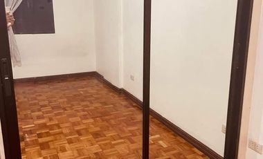 PN51969 Townhouse for Rent in Makati!