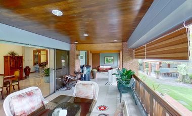 House and Lot For Sale in High-end Insular Village Subdivision