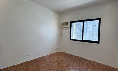 4BR Bungalow House in Merville Park Subd. Parañaque
