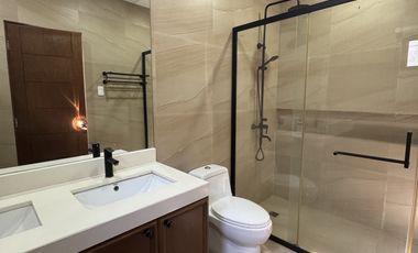 4BR Bungalow House in Merville Park Subd. Parañaque