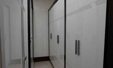 Elegant 3-Story House for Sale in Ayala Westgrove Heights, Silang, Cavite!