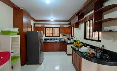 House and Lot for Sale at Palms Pointe Village, Alabang, Muntinlupa
