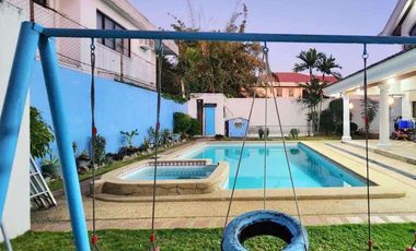 5 Bedroom House for Sale in Multinational Village Parañaque