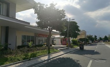 For rent Commercial units in front of Landers Angeles City Pampanga