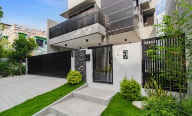 Overlooking 5 Bedrooms Single Detached House for sale near CCLEX Cebu City