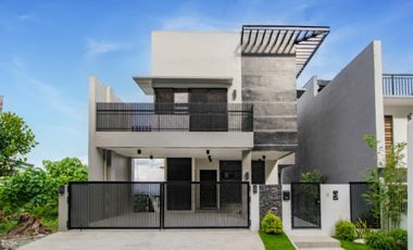 Overlooking 5 Bedrooms Single Detached House for sale near CCLEX Cebu City