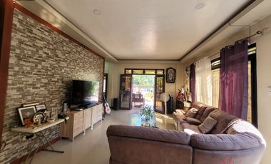 4 BR MODERN FAMILY HOUSE AND LOT WITH SHADED GARAGE
