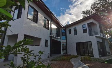 668 sqm Lot with 4 Bedrooms in Tierra Nueva Village, Muntinlupa City