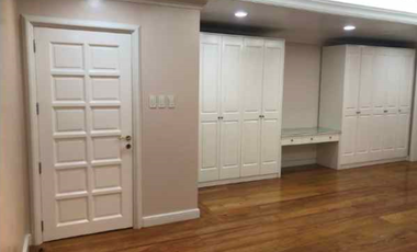 Sprawling Bungalow House with Pool for Sale in Ayala Alabang, Muntinlupa