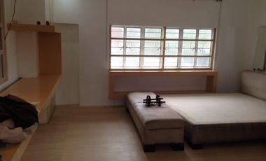 One Storey Residential house with Attic Marcelo Green Village
