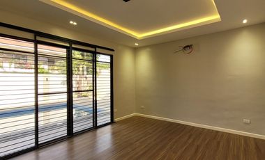 MODERN BUNGALOW WITH POOL NEAR KOREAN TOWN FOR LEASE