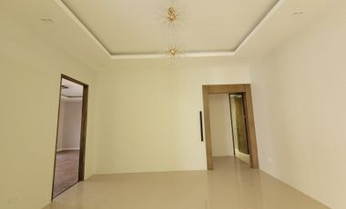 MODERN BUNGALOW WITH POOL NEAR KOREAN TOWN FOR LEASE