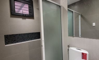 MODERN BUNGALOW WITH POOL NEAR KOREAN TOWN FOR LEASE