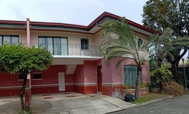 Spacious House with 3-Bedrooms and Semi Furnished in Banilad, Mandaue City