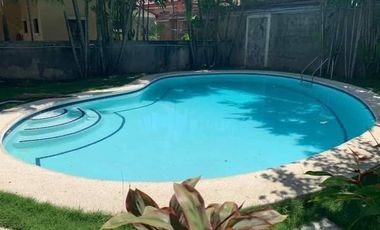 Spacious House with 3-Bedrooms and Semi Furnished in Banilad, Mandaue City