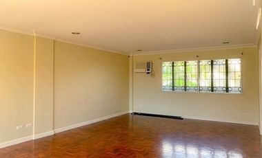 Spacious House with 3-Bedrooms and Semi Furnished in Banilad, Mandaue City