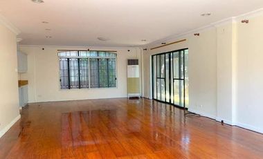 Spacious House with 3-Bedrooms and Semi Furnished in Banilad, Mandaue City