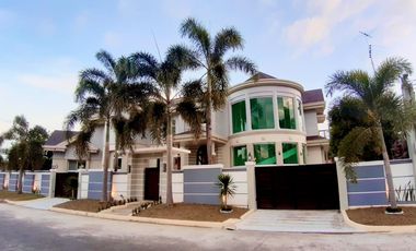 Magnificent House & Lot for Rent in Angeles City near Rockwell Development!