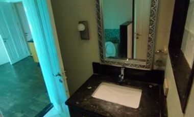 Staff House for Rent at Poblacion, Makati City, Metro Manila