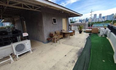 Staff House for Rent at Poblacion, Makati City, Metro Manila