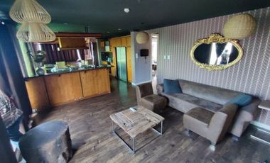 Staff House for Rent at Poblacion, Makati City, Metro Manila