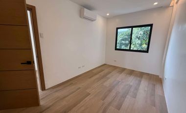 4Bedroom House for sale in Marikina City near UPtown Center
