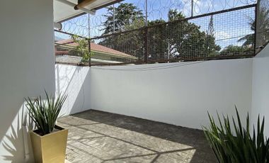 Beautiful Spacious Townhouse w/ Balcony is For Sale at Central Park, Davao City.