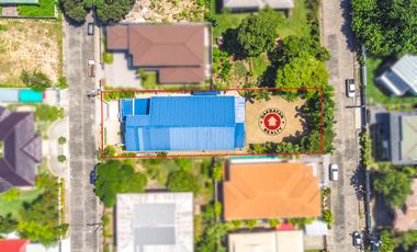 House and Lot For Sale in High-end Insular Village Subdivision