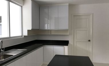 4 Bedroom House for Rent in San Lorenzo Village, Makati City