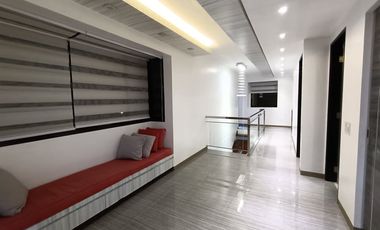 3 Storey House with roof deck and pool For Rent in Pulu Amsic, Angeles City