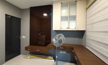 3 Storey House with roof deck and pool For Rent in Pulu Amsic, Angeles City